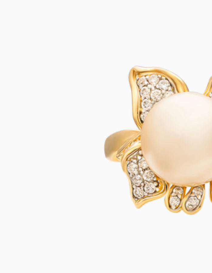 Golden South Sea Pearl Daffodil Flower Ring with Diamond Petals